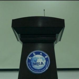 南昌大學(xué)EMBA教育"平臺(tái)+你"宣傳片完成攝制工作